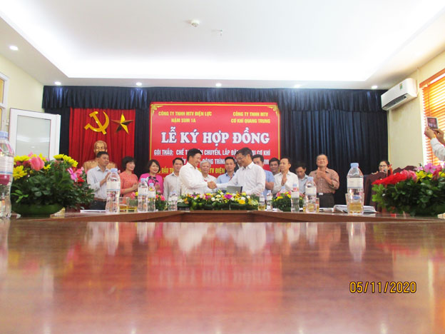 LỄ KÝ KẾT HỢP ĐỒNG CHẾ TẠO, VẬN CHUYỂN, LẮP ĐẶT THIẾT BỊ CƠ KHÍ THỦY CÔNG - CÔNG TRÌNH THỦY ĐIỆN NAMSUM1A